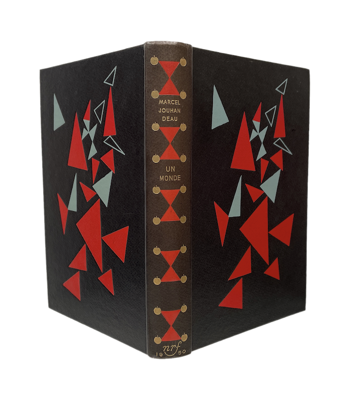 JOUHANDEAU (Marcel). Un monde. Edition originale. Cartonnage NRF relié d'après la maquette de Mario Prassinos.